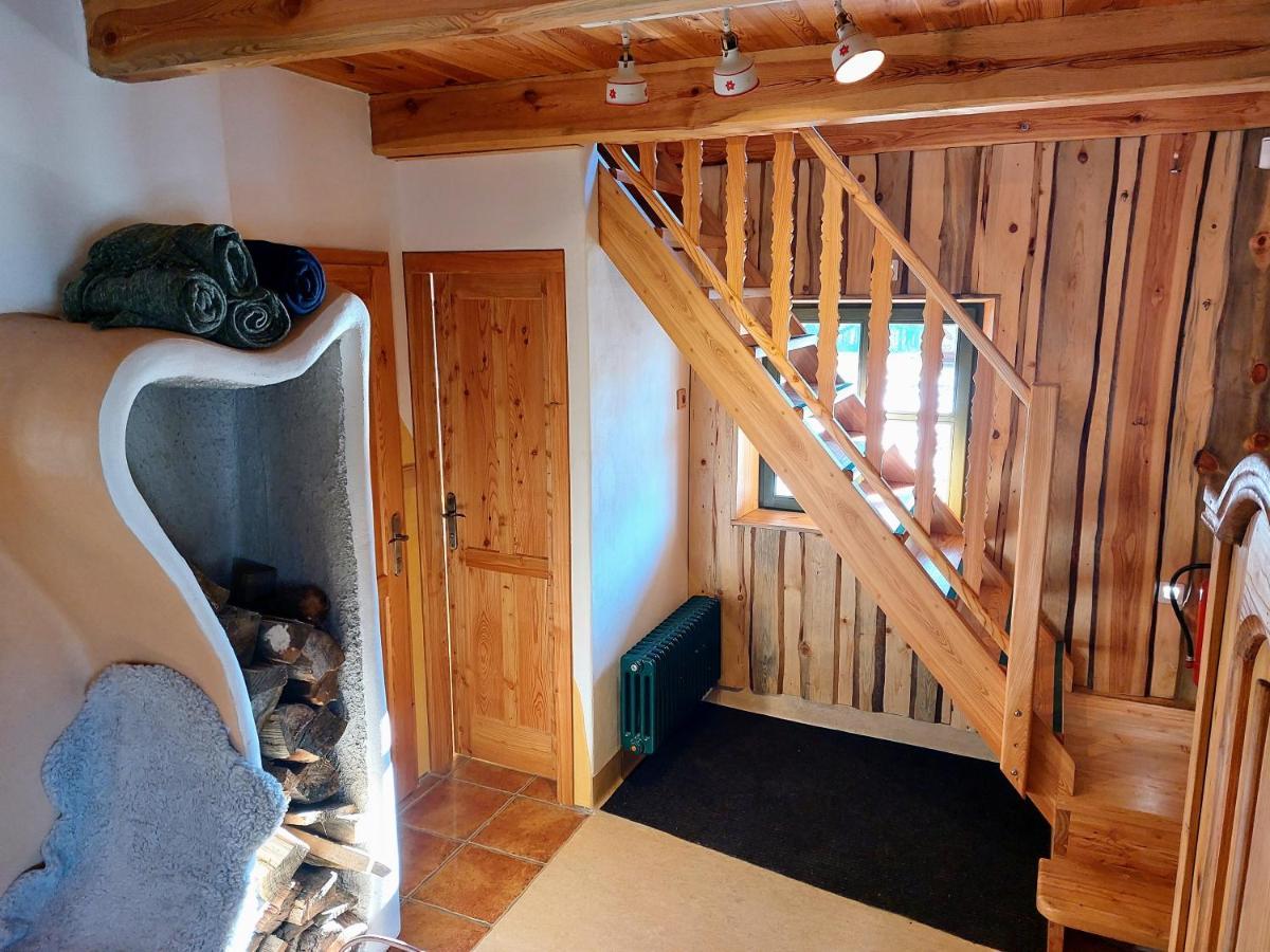 Chalet Boruvka - Biofarma Na Samote V Lesich Benesov  Bagian luar foto